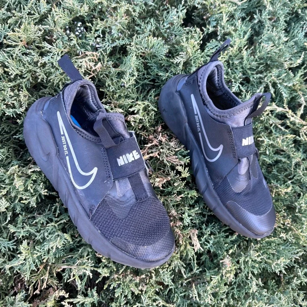 Nike Flex Runner 2 Little Kids Road Running Shoes Size 13 -‎ 13.5 Black Sneakers